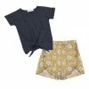 Deals 🤩 Trend Blossoms Dark Navy Knot-Front Tee & Mustard Floral Shorts - 👧 Girls 🔔 -Trend Blossoms-shop zu104256643 main tm1647621739