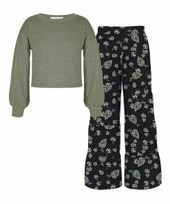 Discount 🌟 Trend Blossoms Sage Green Stripe Puff-Sleeve Top & Black Floral Paisley Tiered Pants - 👧 Girls 💯